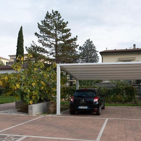 Apartamento Casa Alina- Art House Foligno Exterior foto