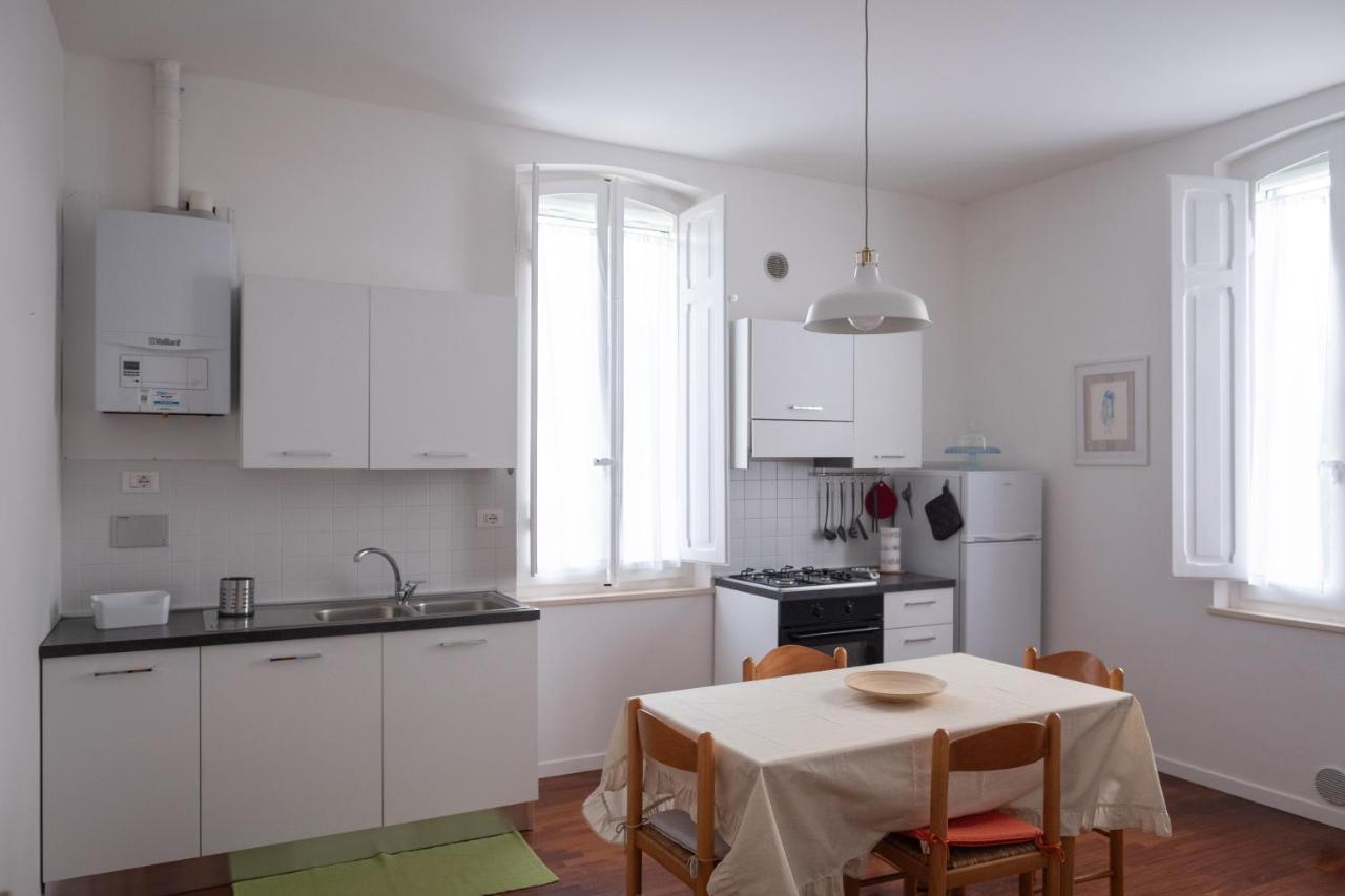 Apartamento Casa Alina- Art House Foligno Exterior foto
