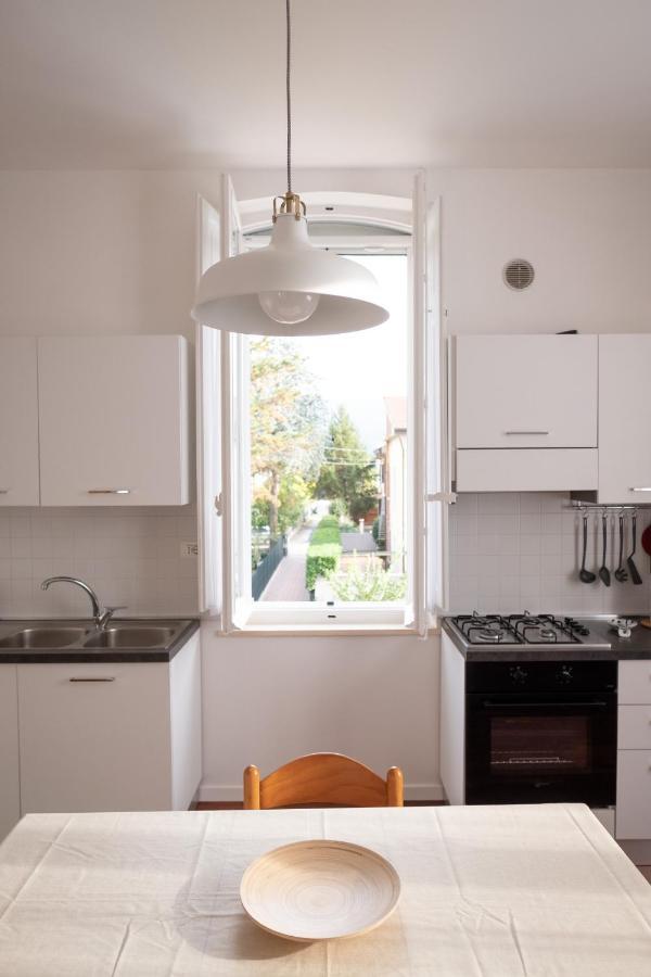 Apartamento Casa Alina- Art House Foligno Exterior foto