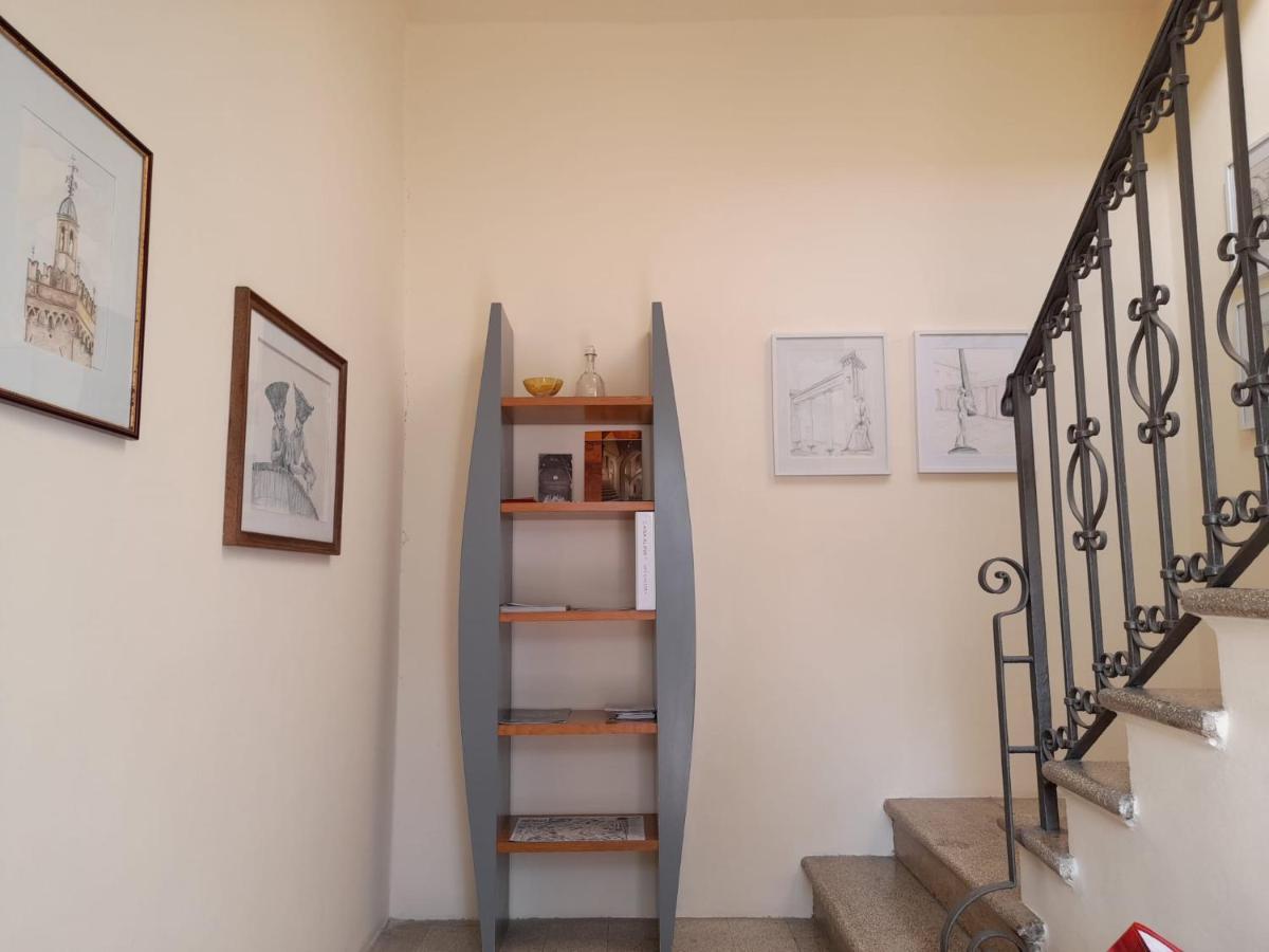 Apartamento Casa Alina- Art House Foligno Exterior foto